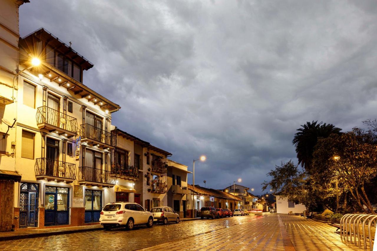 Hotel Azul de la Plaza Cuenca Exterior foto